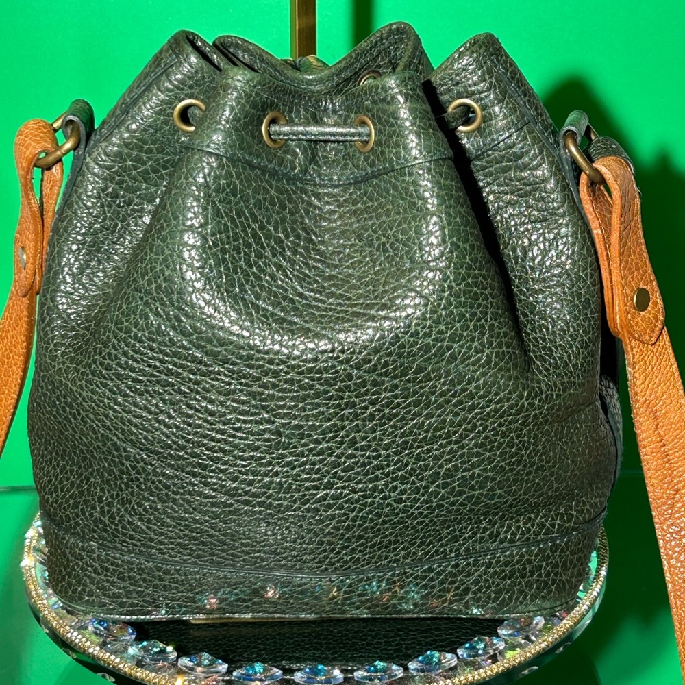 Ralph Lauren Green Leather Bucket Bag 13 “ x 9.5” x 5” w/bag scarf EUC - Picture 3 of 16
